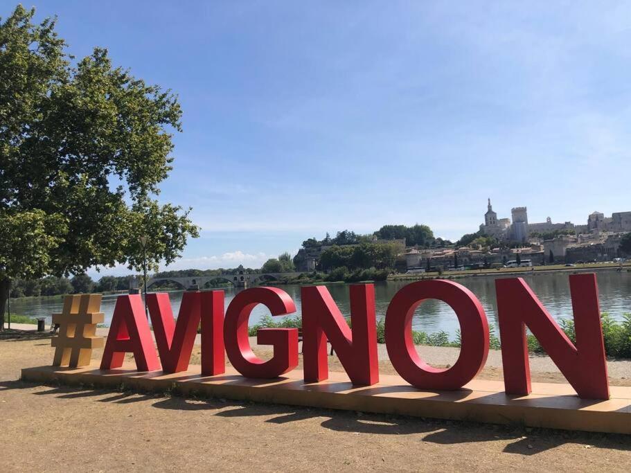 Logement De Charme En Plein Coeur D'Avignon Eksteriør billede